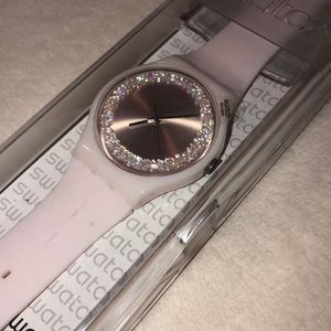 light pink watch completely brand new!💞